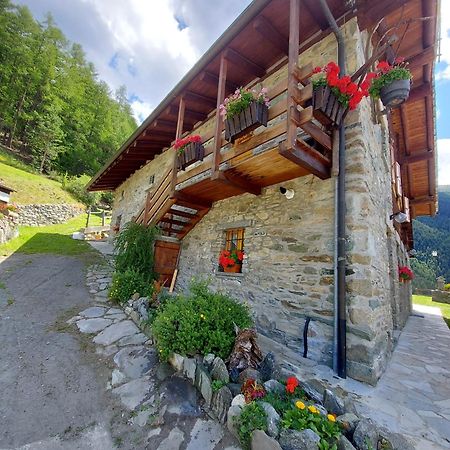 Monolocale Di Montagna Konuk evi Gressan Dış mekan fotoğraf